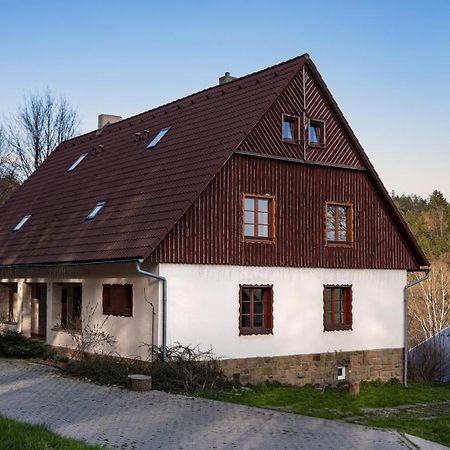 Gasthaus Chalupa Bisik Teplice nad Metují Exterior foto